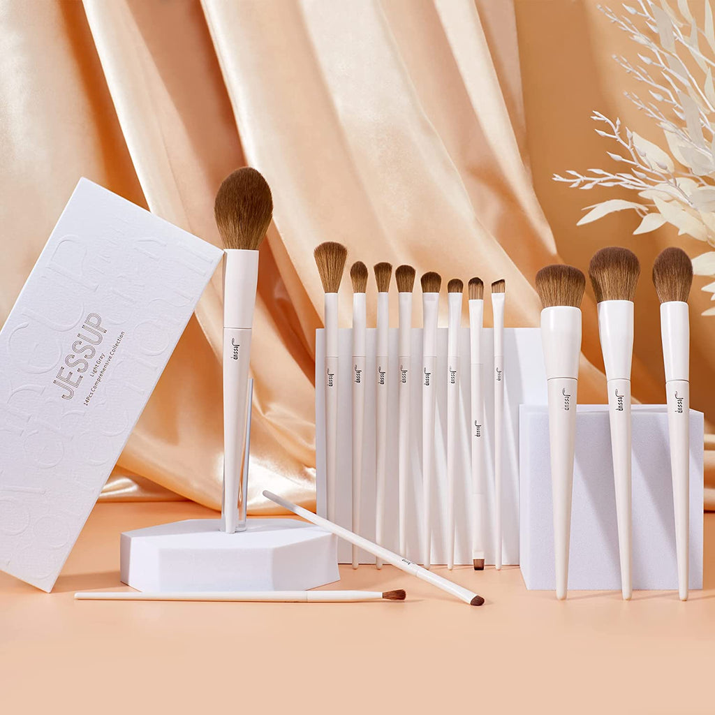 14-Piece Premium Synthetic Makeup Brush Set 